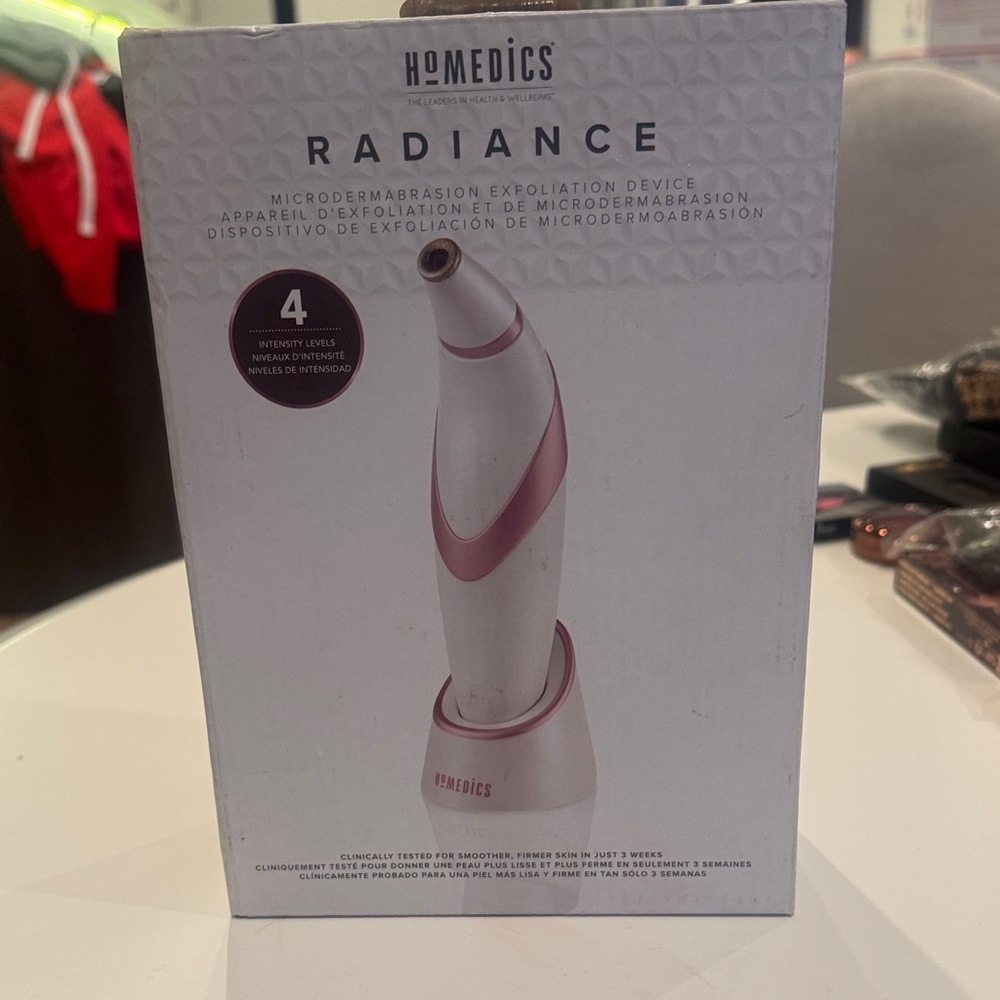 Homedics Radiance Microdermabrasion Device - White and Pink